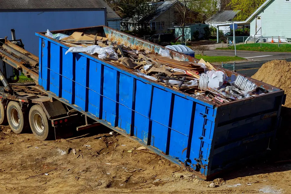 Why choose GreenEarth Canada Contracting for disposal bin rentals